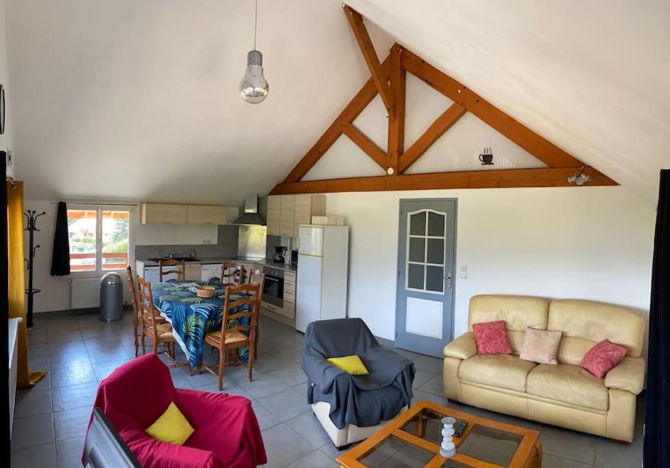 Appartement Familial A Кро Экстерьер фото